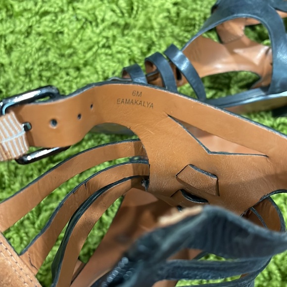 Enzo hercule Sandle size 6 - Picture 4 of 4